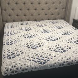 Cali King Hybrid Mattress - 2 Years Old 