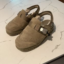 Axel Arigato Area Sandal Size 7.5
