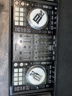 DDJ-SX3 with Carrying Case