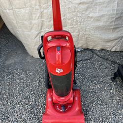 Dirt Devil Vacuum 