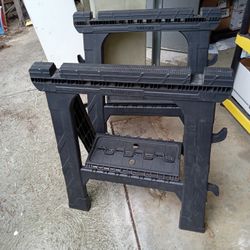 2 HUSKY 28" SAW HORSES like New