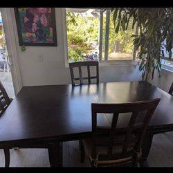 Dining Set 