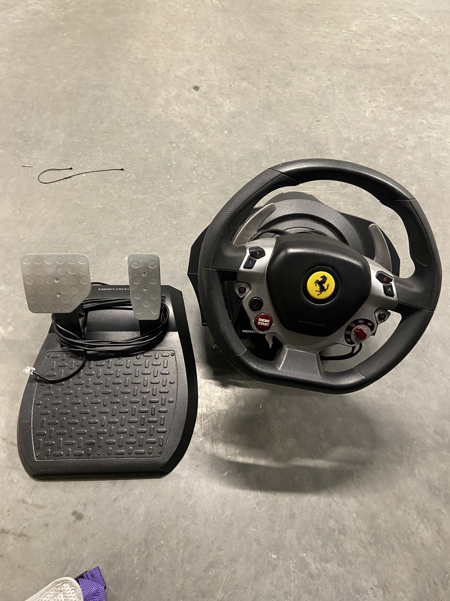 Thrustmaster Tx Racing Wheel