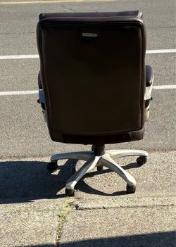 La Z Boy swivel office chair
