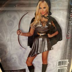 Sofa, Sexy Women’s Huntress Halloween Costume