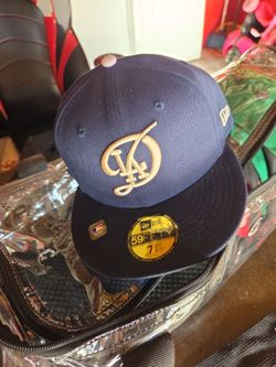 La doger  hat size 8