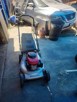 Honda lawnmower twin blade self perpeled