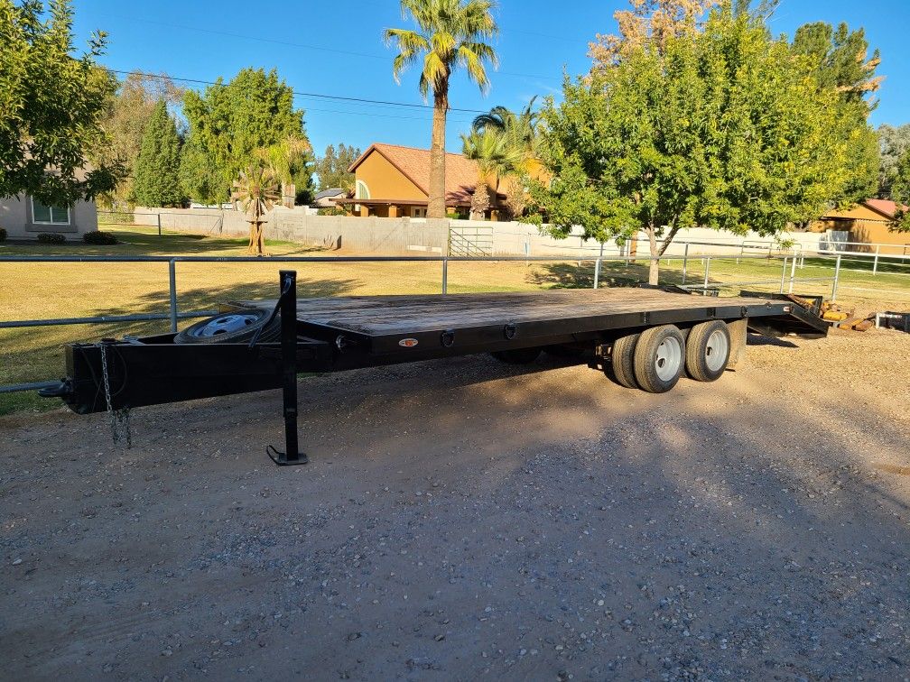 Tandem axle dual 18K trailer