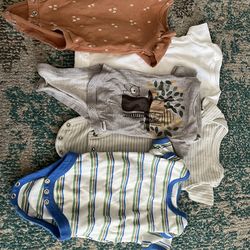 Newborn short sleeve onesies