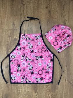 Pink Minnie Mouse Chef Set