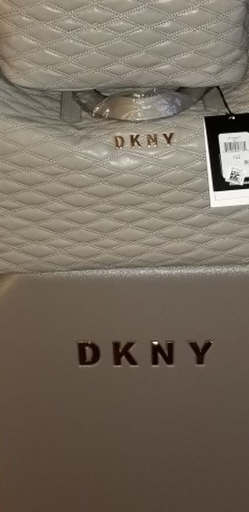 Brand New DKNY 3 Piece Luggage Set