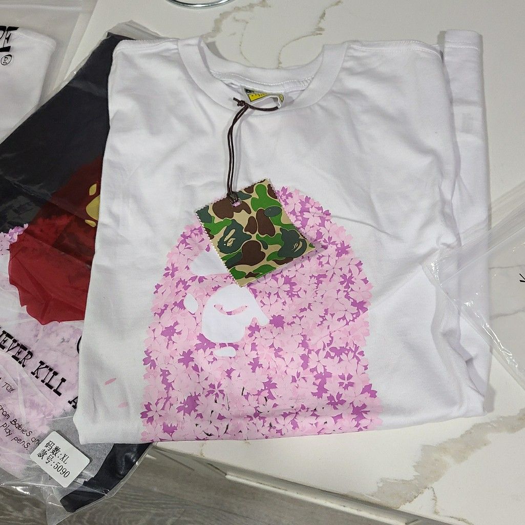 Bape Sakura Tree Tee size XL