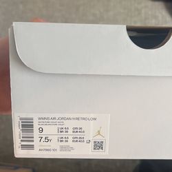 Jordan 11 Lows Violet 9w/7.5y