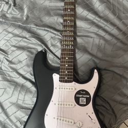 Selling my Squier Stratocaster by Fender electric guitar in excellent condition. Perfect for beginners, students, or anyone wanting that classic Strat
