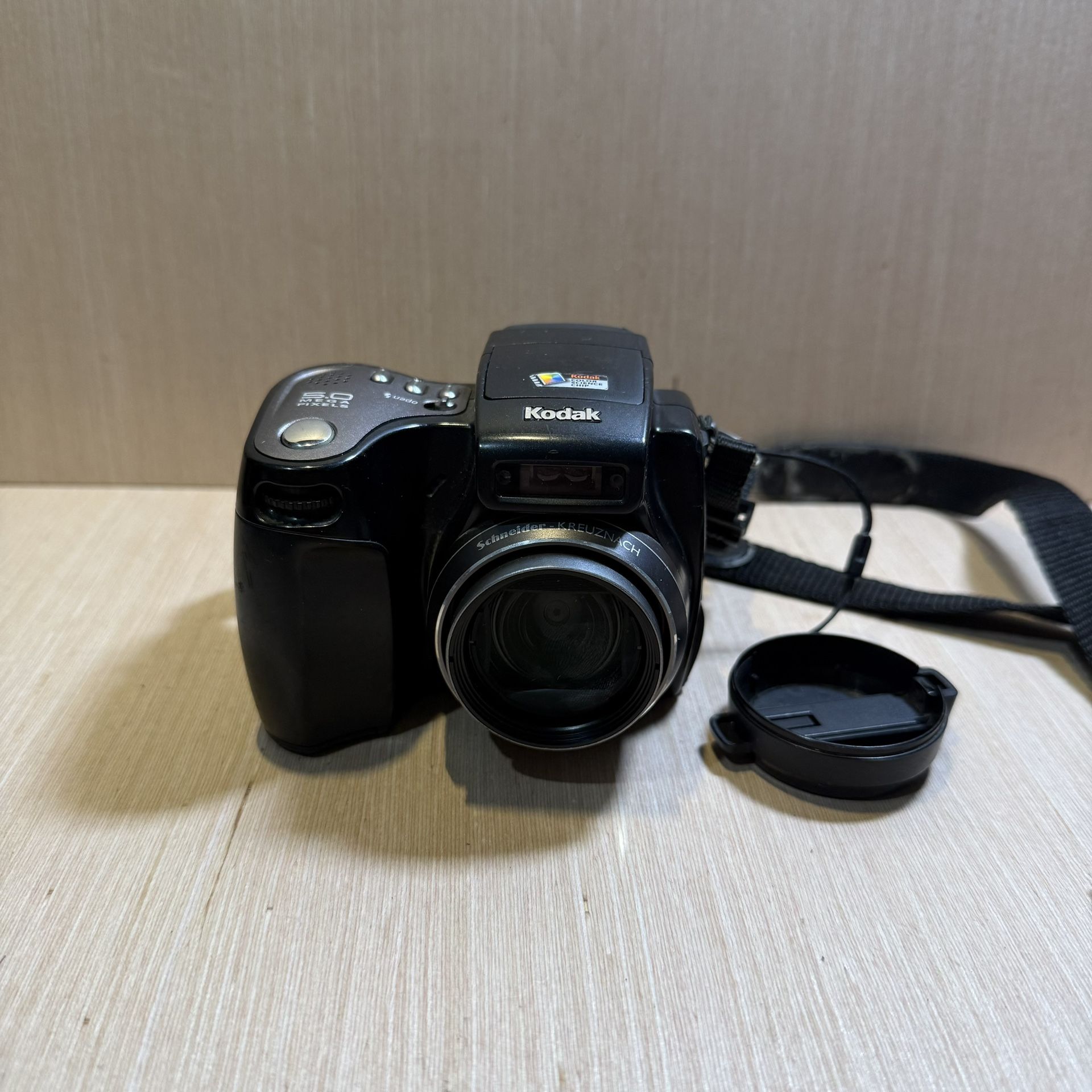 Kodak EasyShare Z7590 Digital Camera UNTESTED w/Battery No Charger “Read Below”