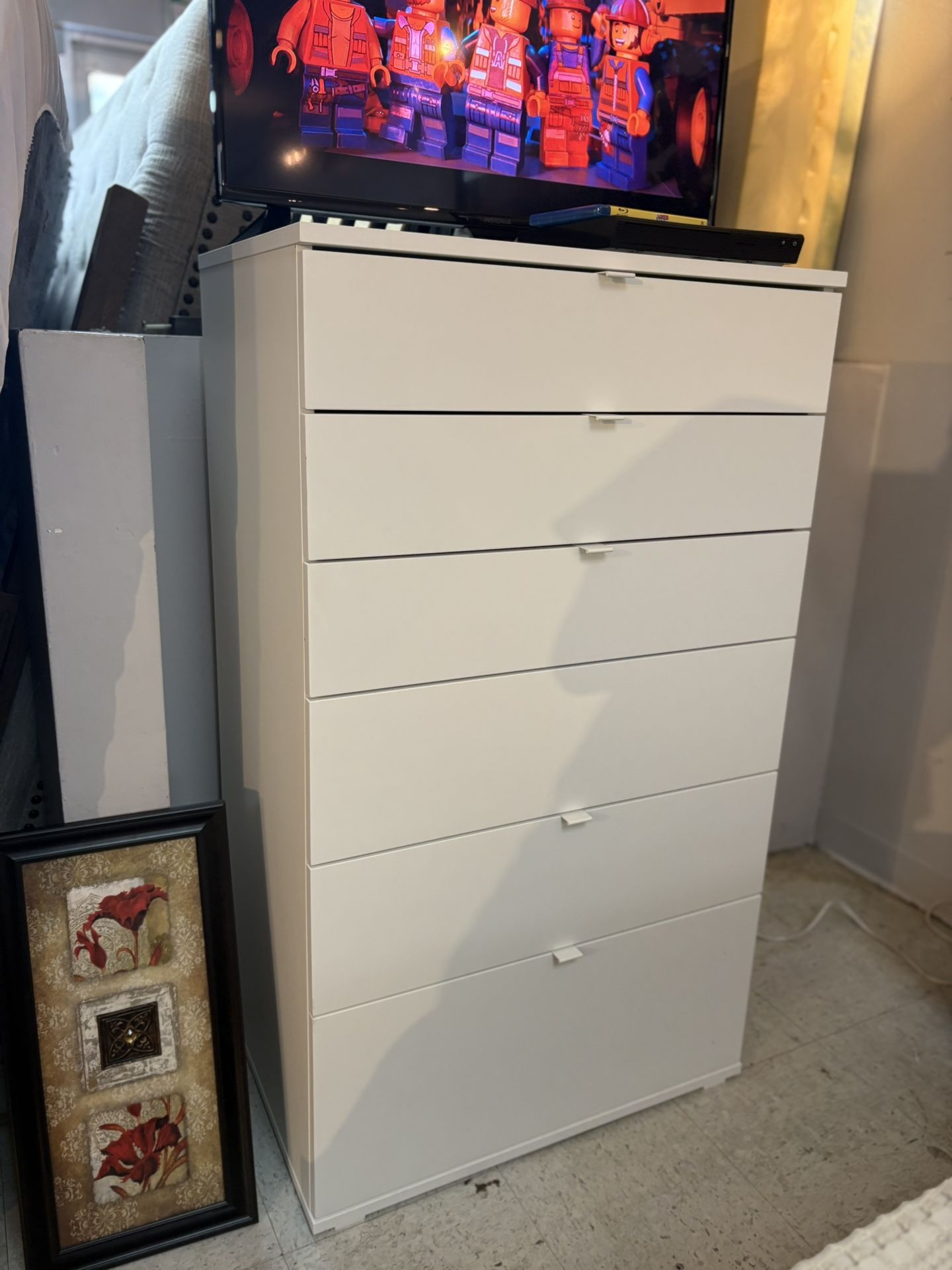 White 6 Drawer Ikea Dresser $99.99