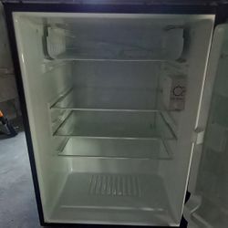 Kenmore Mini Fridge