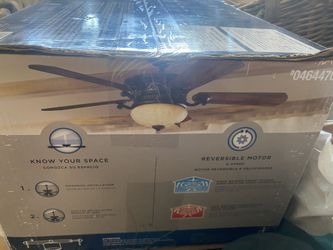 Ceiling Fan With Lights. 52 Inch With Remote