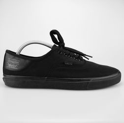 Levi’s Jordy Buck size 12US