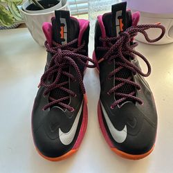 Nike LeBrons - Size 6Y