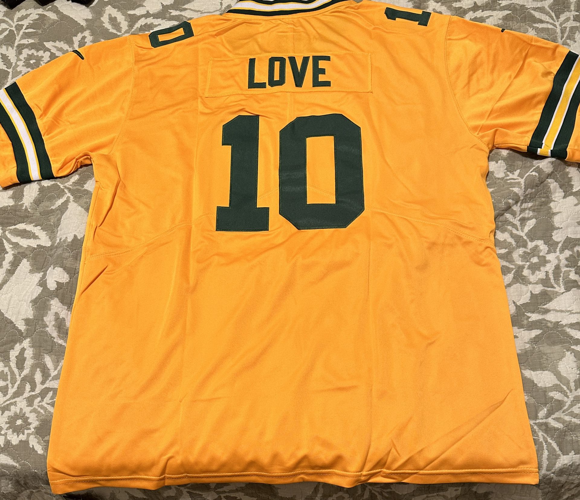 Green Bay Packers NFL #10 Jordan Love Gold Inverted Legend Men’s Jersey! Size 2XL XXL! NWT!
