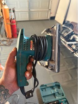 Makita finish sander