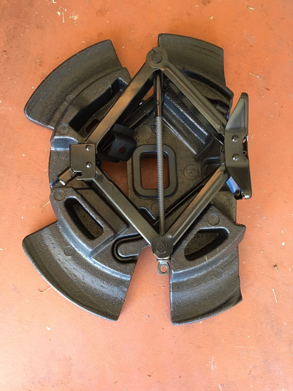 Cadillac SRX 20102015 Full Spare & Tire kit for Sale in Savannah, GA