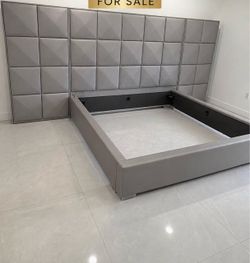 King size bed