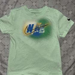 Nike Boys Tee Lot Size 5/6