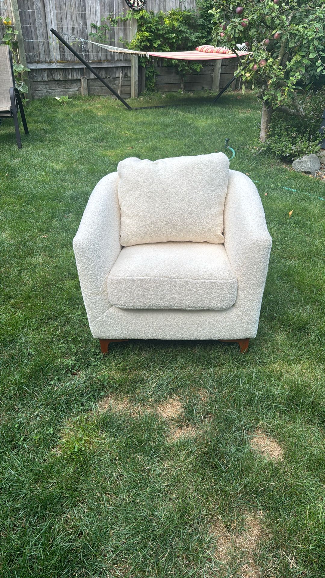 Cozy White Chair
