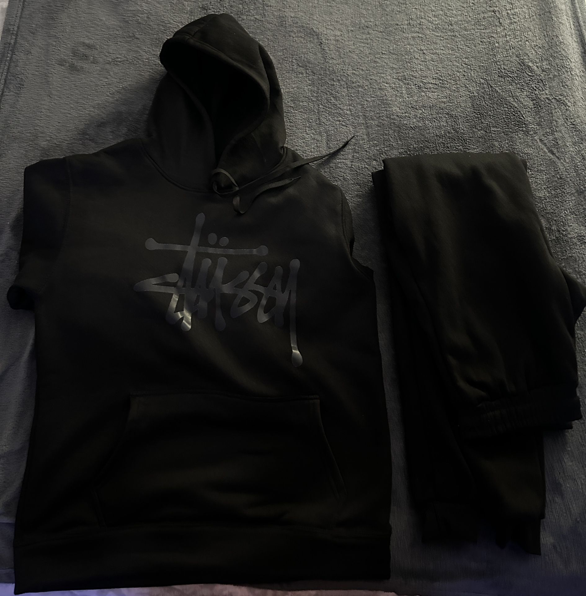 Stussy Black Tracksuit (Hoodie and Pants) M