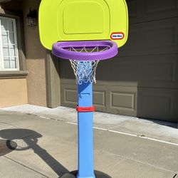Little Tikes - Basketball Hoop And Golf Set 