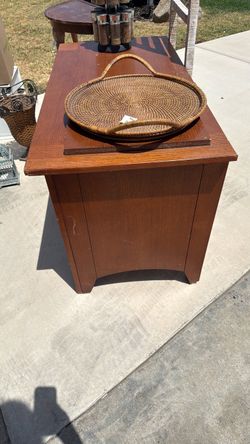 Small dresser console