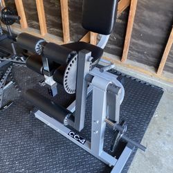 Leg Extension Machine 