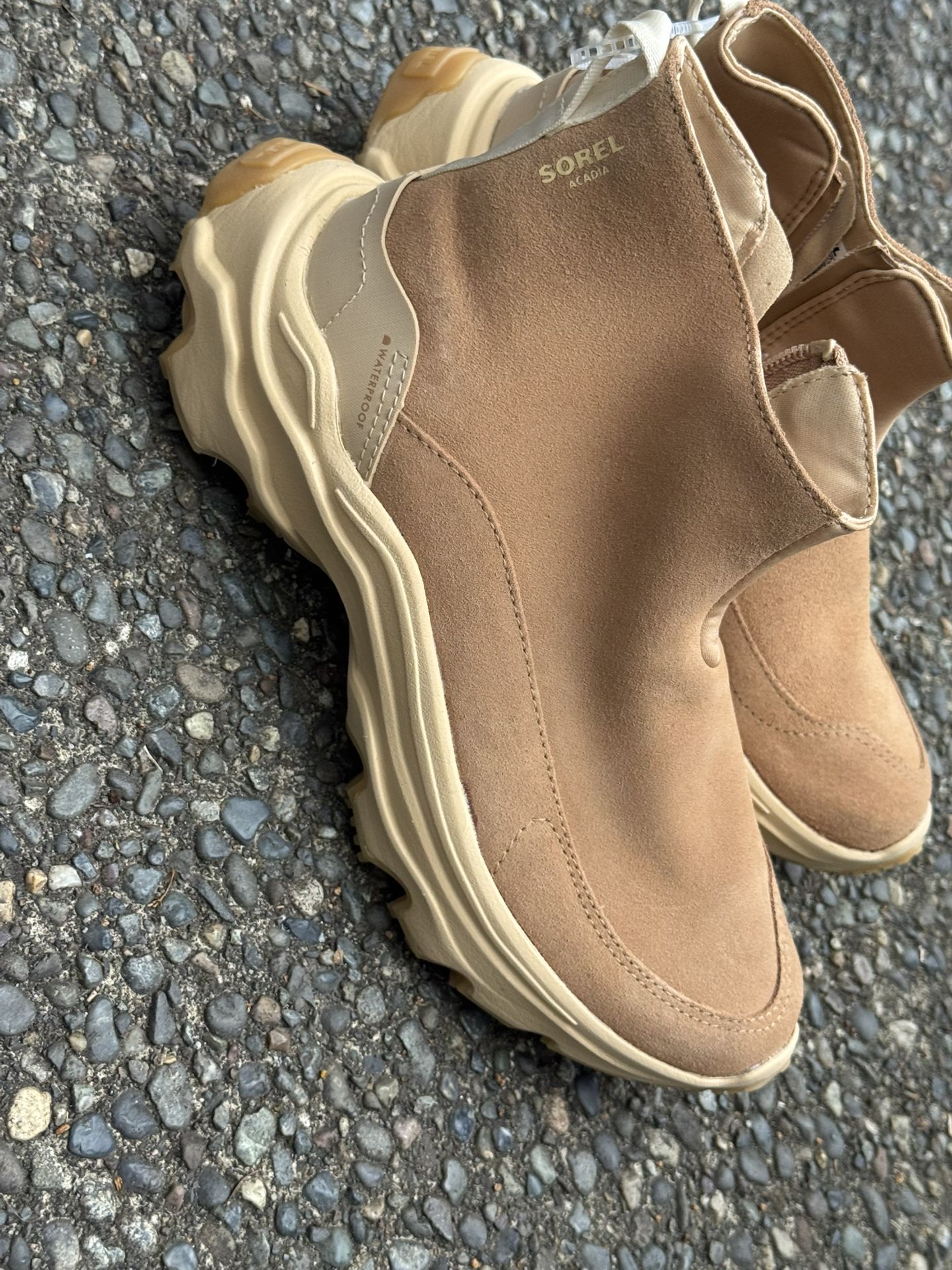 Sorel Women's Kinetic Breakthru Acadia Waterproof Shoe Size 7ths I Have Size 8 Too $75 Each