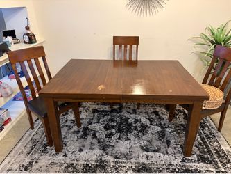 Dinning Table