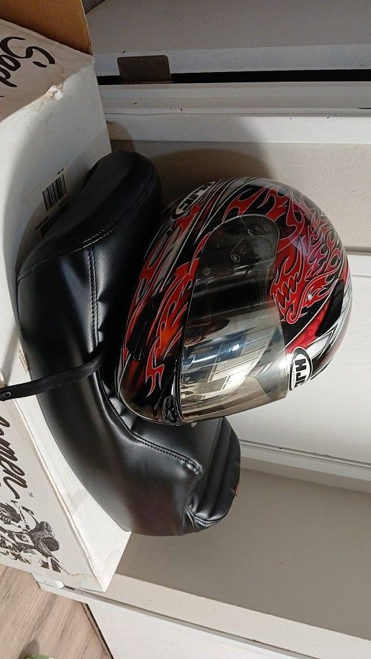 Kawasaki Helment/seat Missing Its Seat Pan .