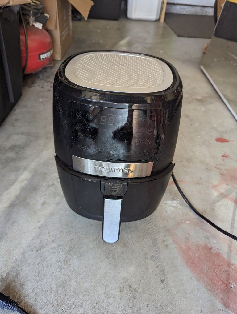Gourmia 6 Quart GAF698 Digital Air Fryer
