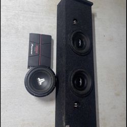3 10in Subwoofers amp with box