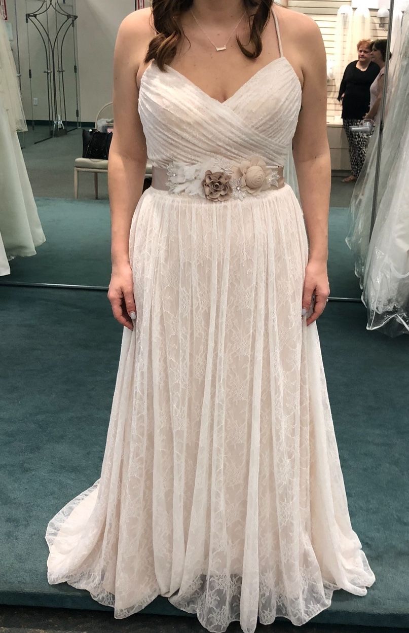 Lace Wedding Dress
