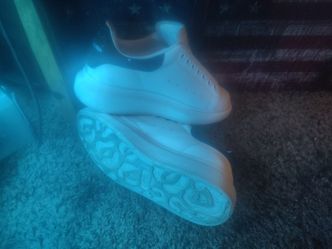 ALEXANDER MCQUEEN size 42EU 8.5-9 US