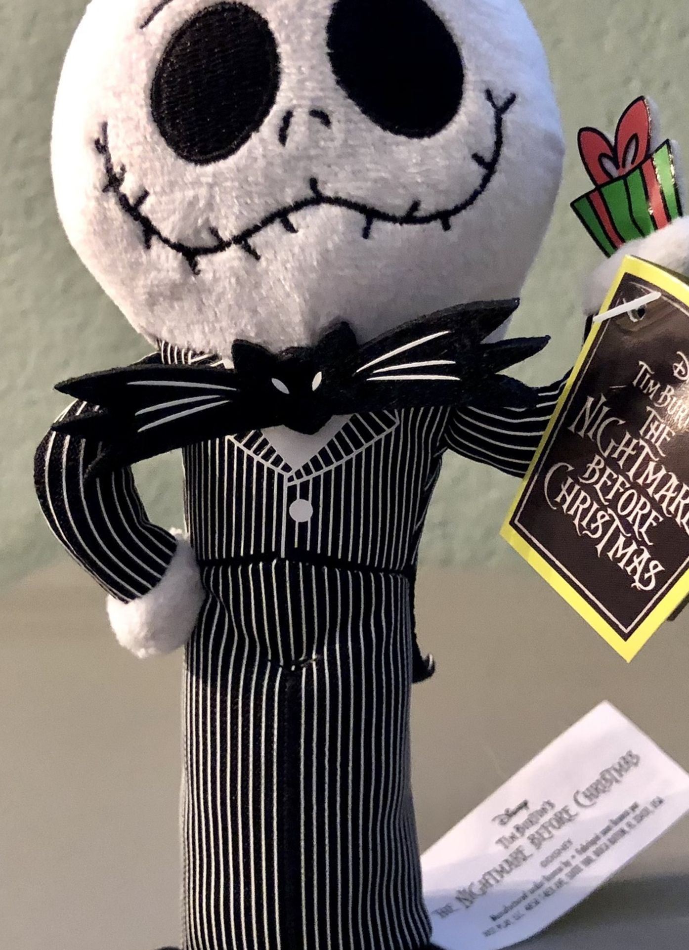 DisneyDThe Nightmare Before Christmas Jack Skellington Plush Doll holding Gift -New W/Tags