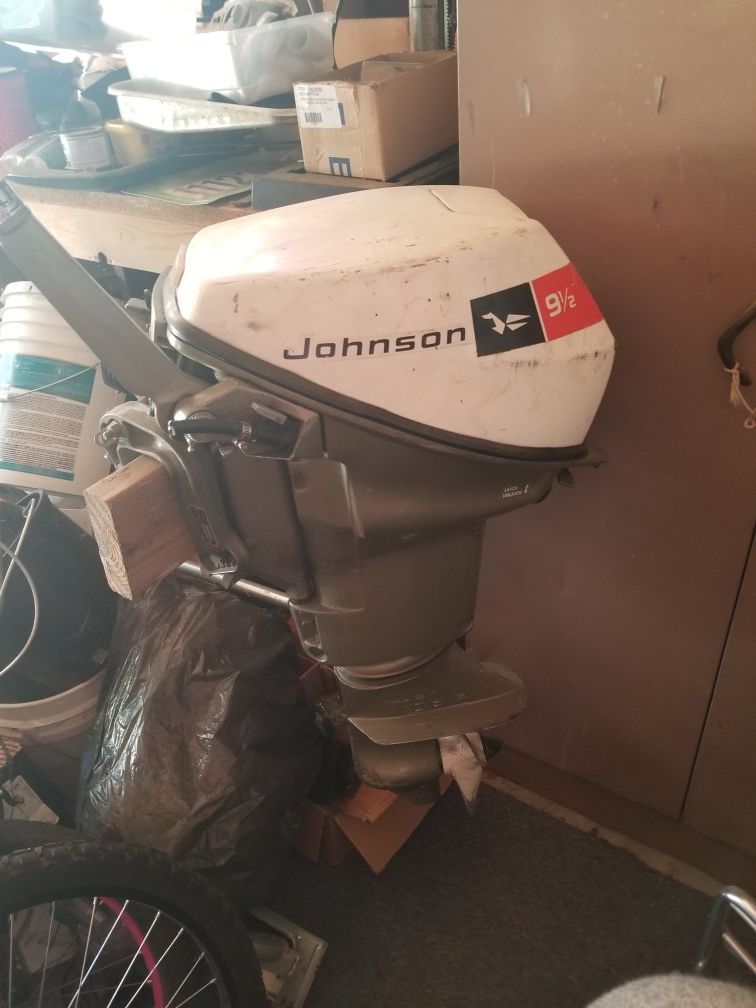 Johnson 1972 9 1/2 HP 50th anniversary outboard motor
