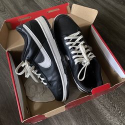 Men Nike Dunks Size 8.5