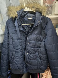 Jr Size Xl Puffy Jacket With Hood