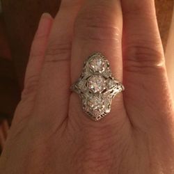 Size 7 sterling silver antique three stone CZ ring