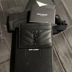 Saint Laurent Card Holder  / Authentic 