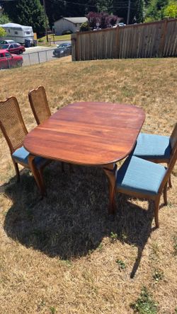 Dinning table set