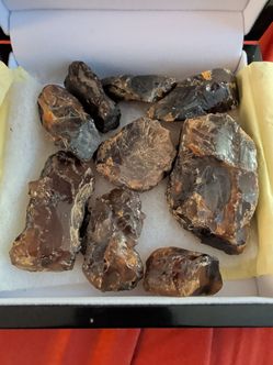 Unpolished Amber-9 pieces