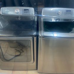 WASHER AND GAS DRYER SET JUMBO. SIZE